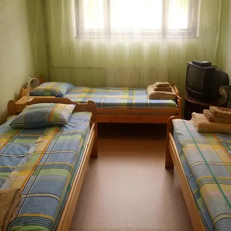 Aluksnes Nami Viesu māja