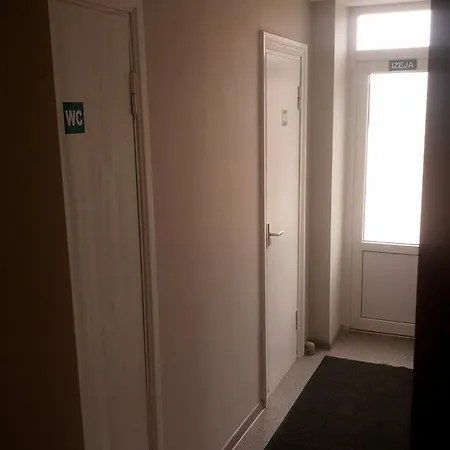 Viesu māja Aluksnes Nami *